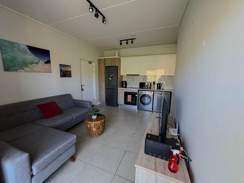 To Let 1 Bedroom Property for Rent in Richwood Western Cape